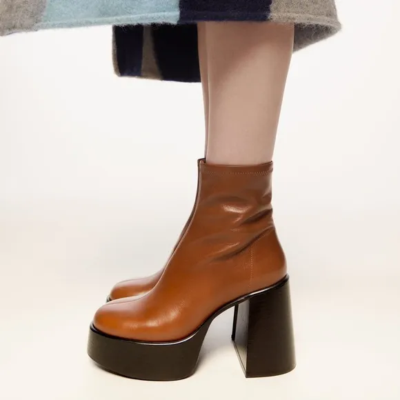 Zara | Platform Leather Heeled Ankle Boots in Brown 40