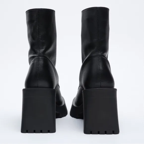 ZARA ZIPPERED LEATHER HEELED ANKLE BOOTS  SZ 6.5